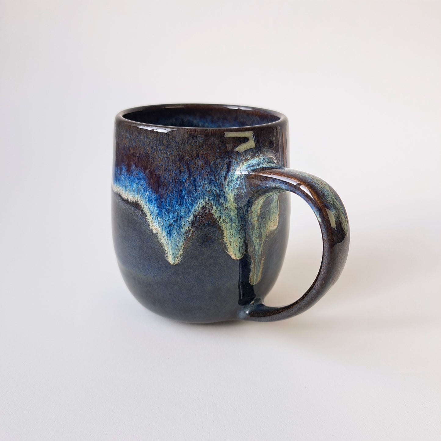 Mountain Scene Large Mug