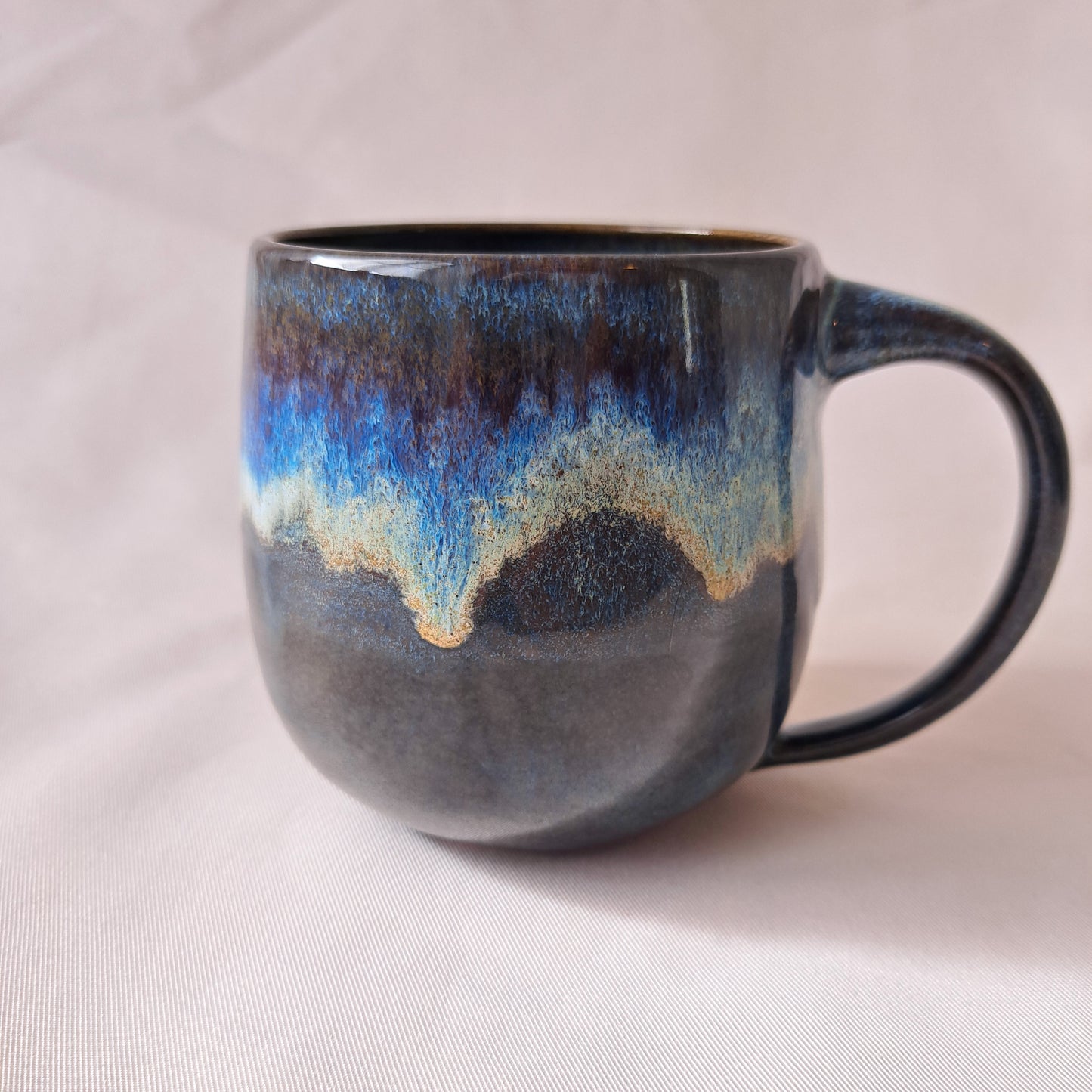 Mountain Scene Large Mug